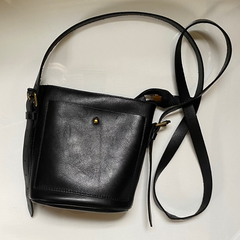 Madewell Small Transport bucket Bag